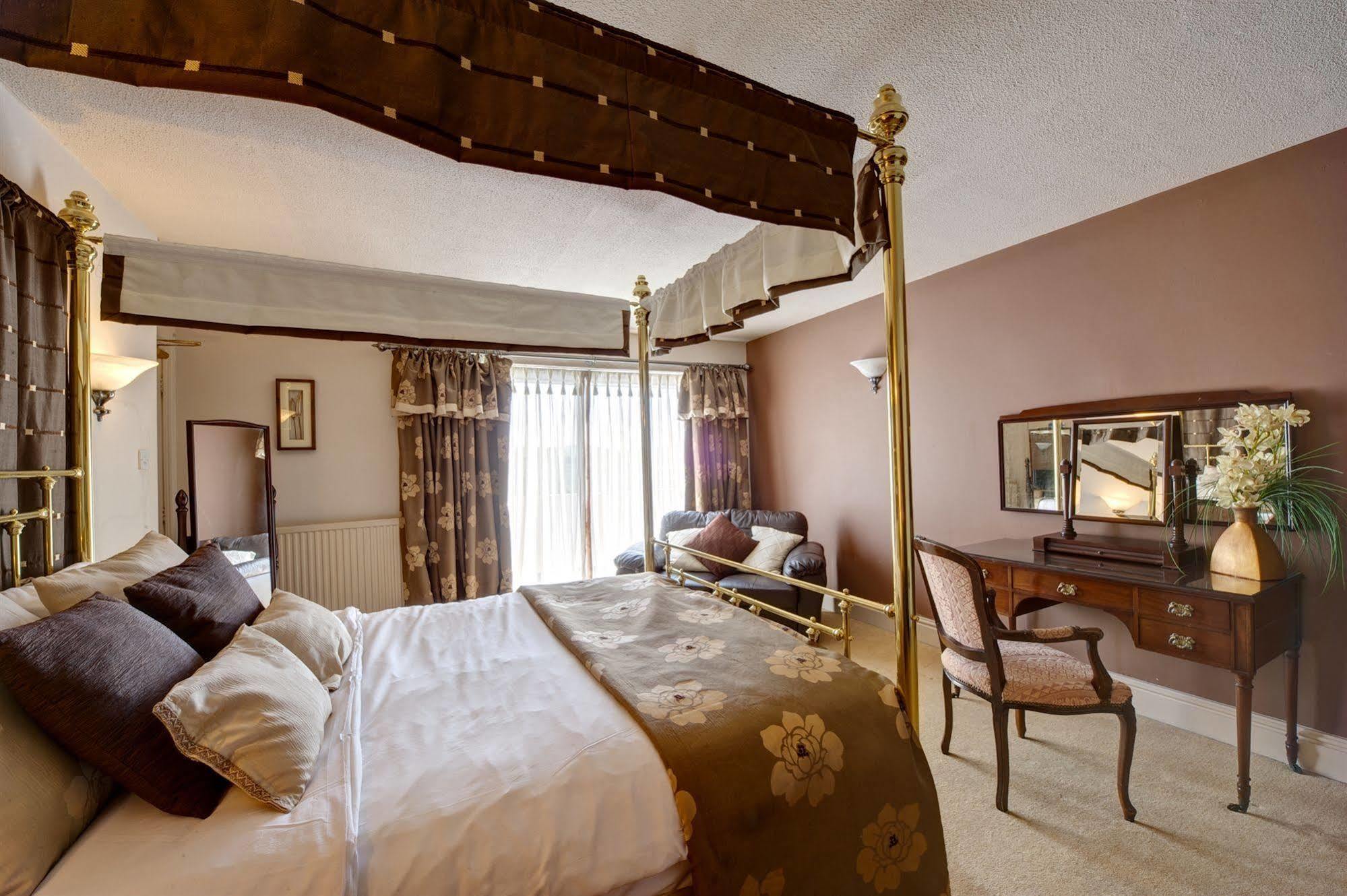 Hotel Clough Manor Denshaw Exterior foto
